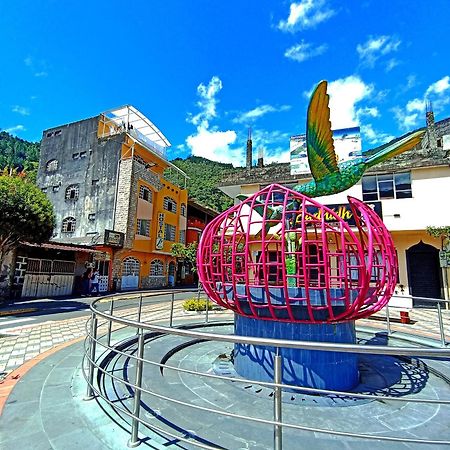 Hotel Amazonia Y Sol Baños Eksteriør billede