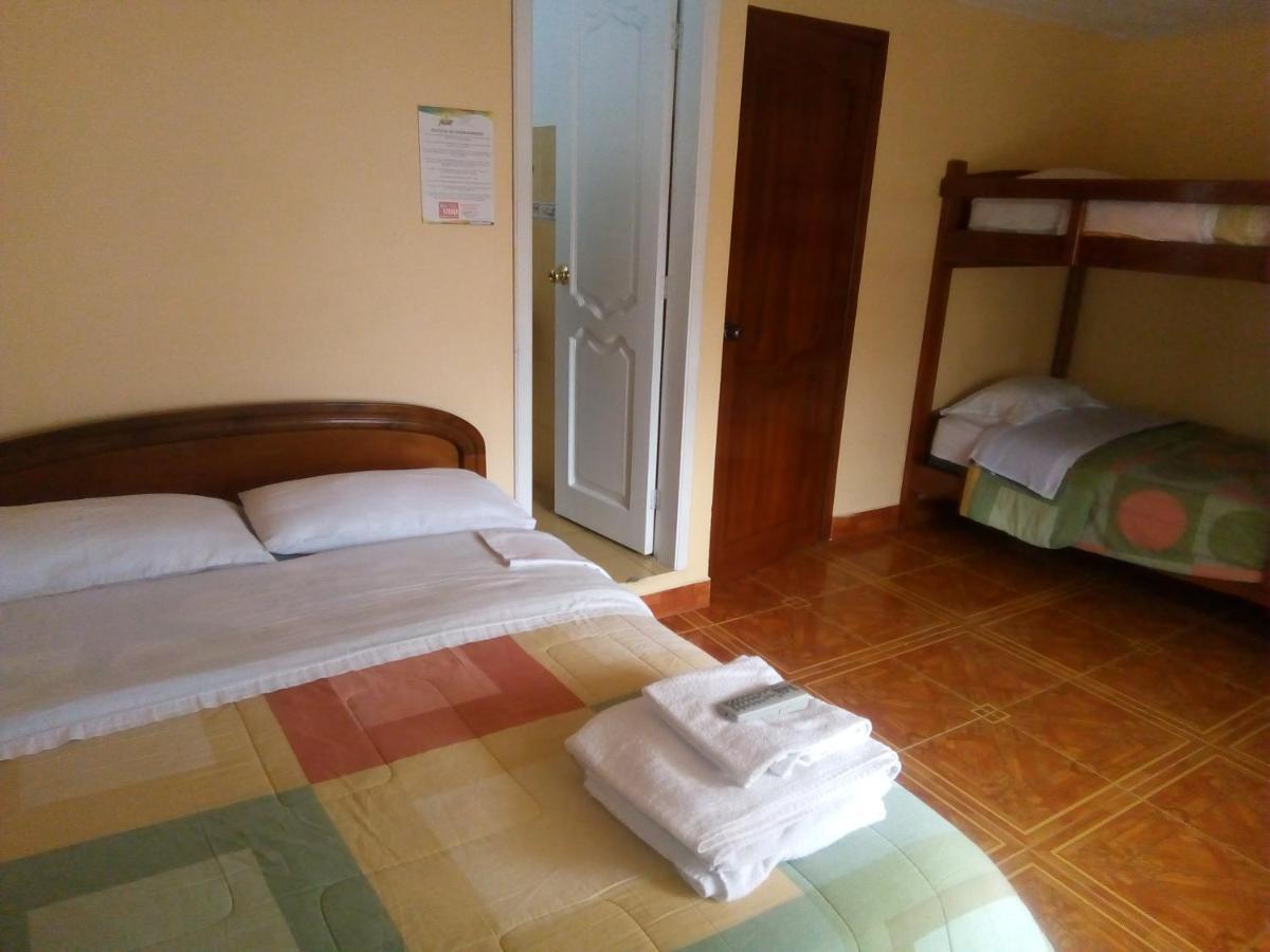Hotel Amazonia Y Sol Baños Eksteriør billede